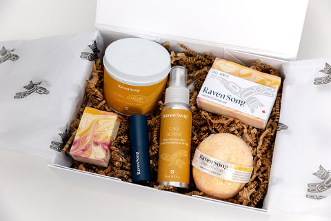 Call Auntie Luxury Artisan Gift Box | Grapefruit + Mango + Musk