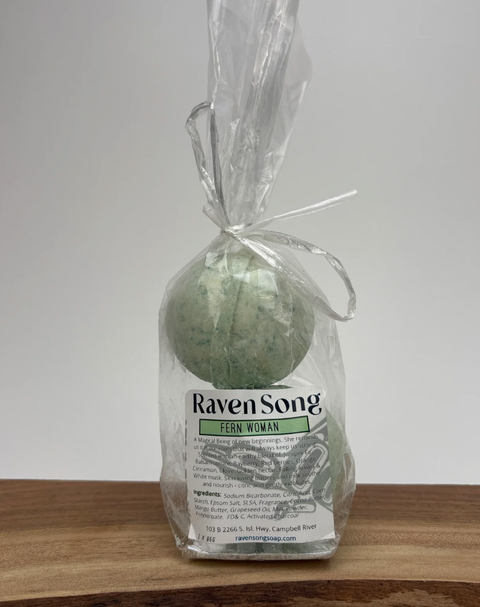 Fern Woman 2-Pack Bath Bomb | Juniper Fir + Balsam + Red Berries