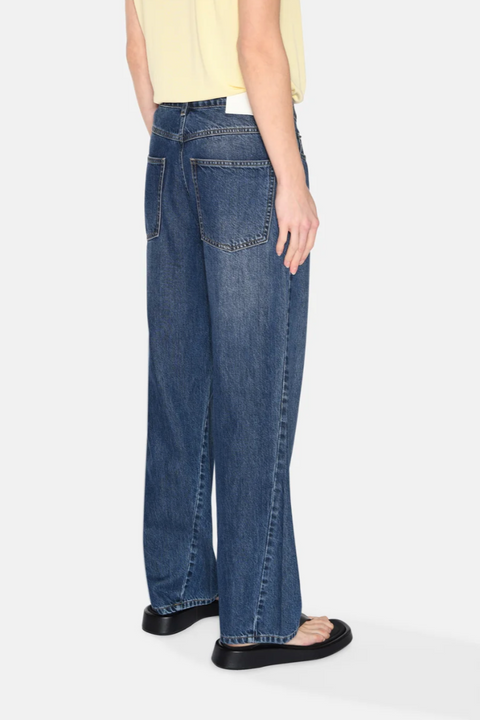 Soley Jeans | Medium Blue