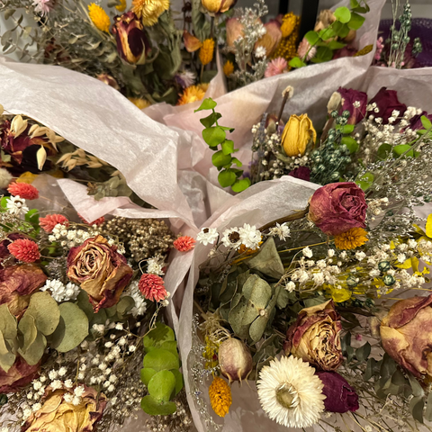 dried flower bouquet colourful unique