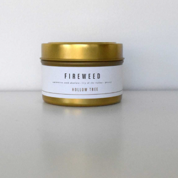 giftable earthy and homey candle