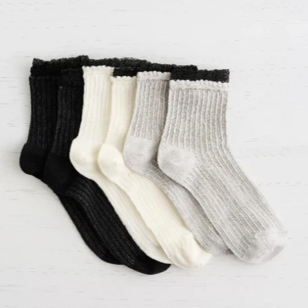 giftable trendy coquette lace socks