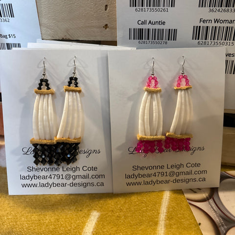 Lady Bear - Beaded dentalium earrings