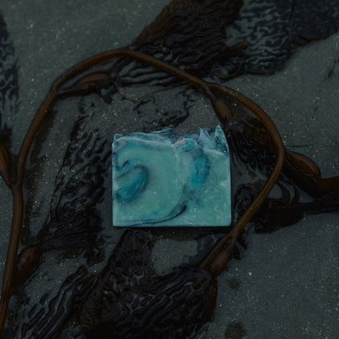 Storm Watching | Amber + Black current + Vetiver (Previously Stormy Waters)