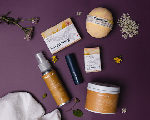 Call Auntie Luxury Artisan Gift Box | Grapefruit + Mango + Musk