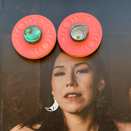 Copper Canoe Women - New Moon | Coral