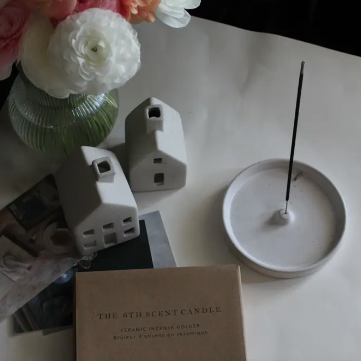 THE 6TH SENSE - ROUND CERAMIC INCENSE HOLDER