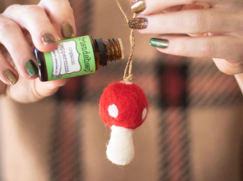 Friendsheep - Eco Wool Ornament | Mushroom