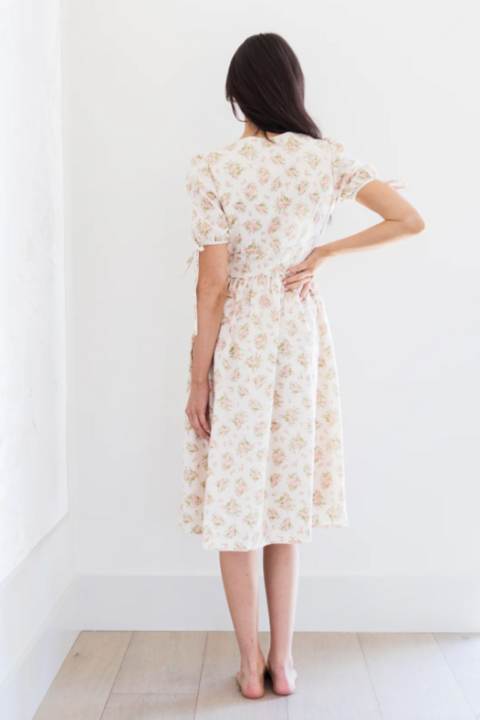 Lily Button Dress | Floral