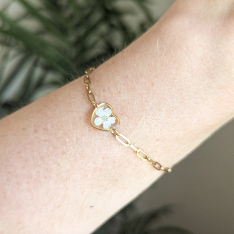 Salty Oak - Dainty Gold Heart Bracelet