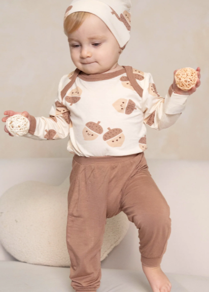 Bamboo Long Sleeve Onesie | Acorn Pals Print