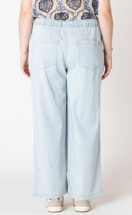 Knit Denim Jogger | Light Blue Wash