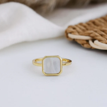 Milan Ring | Mother of Pearl