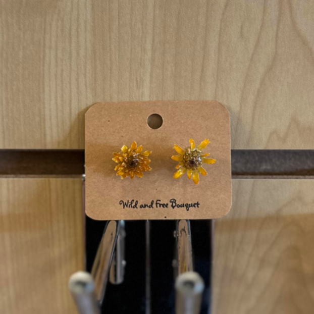 WILD & FREE - LARGE FLORAL STUD EARRINGS