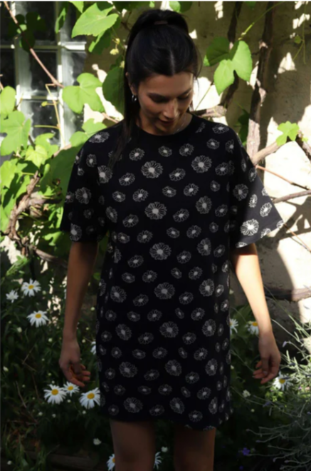 BRUNETTE THE LABEL - OVERSIZED TEE DRESS | BLACK DAISY