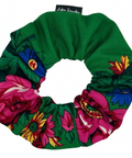 Floral scrunchie with green background