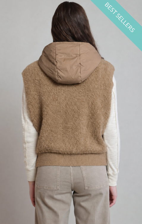 Hooded Boucle Vest | Beige