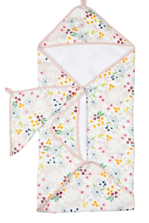 easy bath time with a hooded towel set