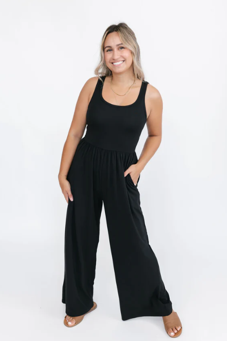 slimming and stylish look for any occasion and season