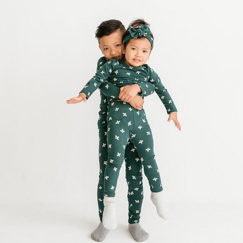 Pretty Laundry - Kids/Youth Pajama Set | Holly